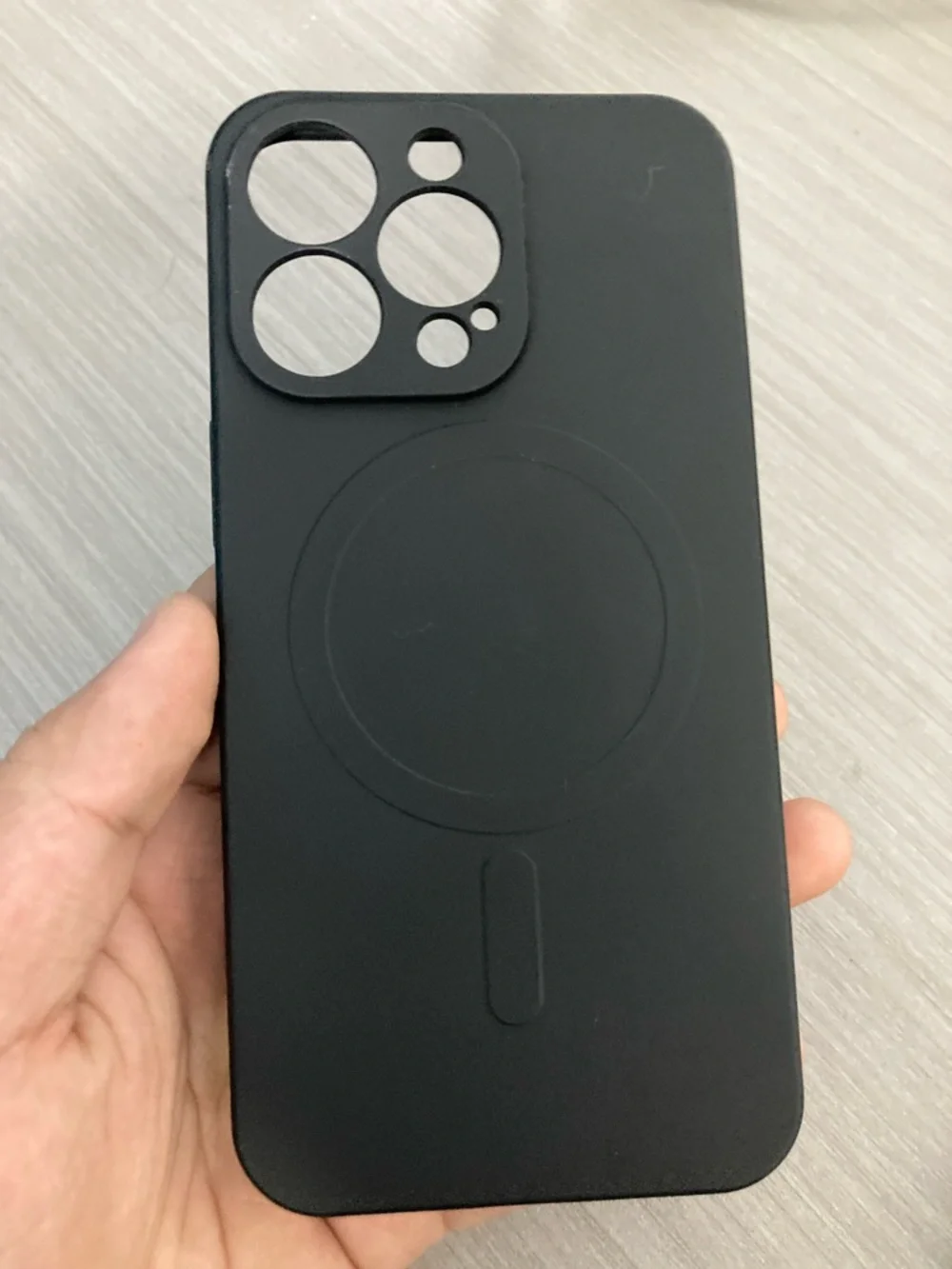 Matte Black MagSafe-Compatible 13Pro Phone Case